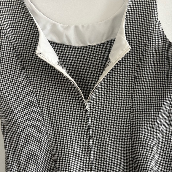Vintage Fitted Houndstooth Scoop Neck Dress - Picture 6 of 9